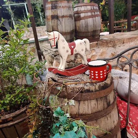 Le Grette Alojamento de Acomodação e Pequeno-almoço Gioia Dei Marsi